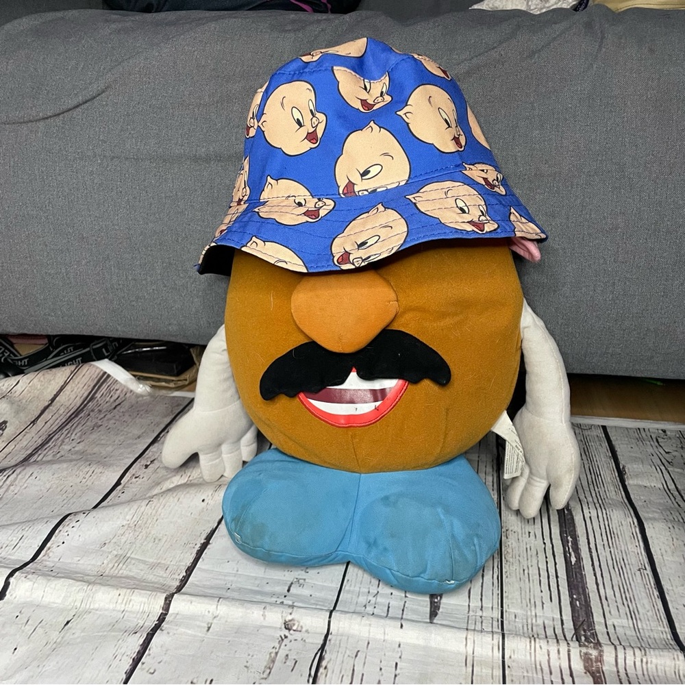 porky pig by looney tunes bucket hat